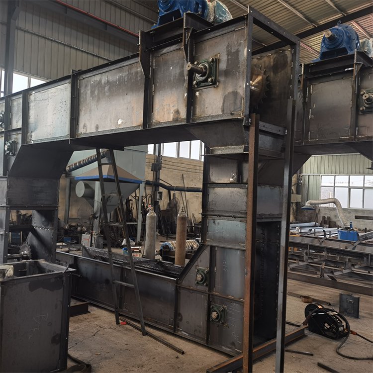 Z型提升機(jī)如何防止鏈條脫齒？ (提升機(jī)使用視頻)